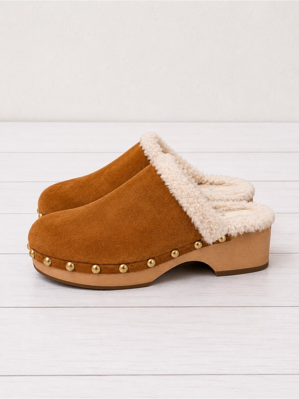 Caslon Cozy Sherpa-Lined Gold Studded Cognac Brown Suede Mule Clog Shoes Size 9
